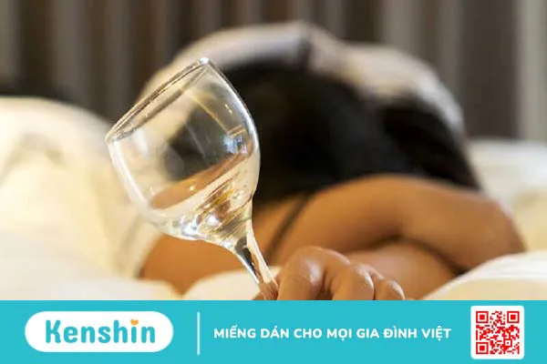 Tìm hiểu Hangover là gì? Nguyên nhân và cách điều trị triệu chứng Hangover 1