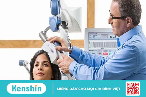 Tìm hiểu về kích thích từ trường xuyên sọ (TMS)