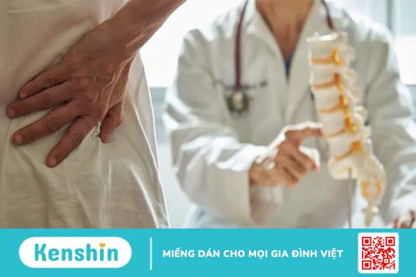 Tìm hiểu về phương pháp bơm xi măng cột sống điều trị xẹp đốt sống