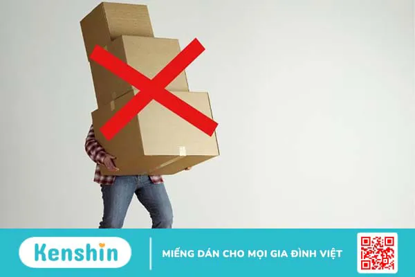 Tìm hiểu về phương pháp bơm xi măng cột sống điều trị xẹp đốt sống 3