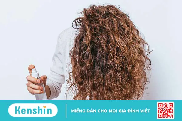 Tóc xoăn bẩm sinh phải làm sao để cải thiện?