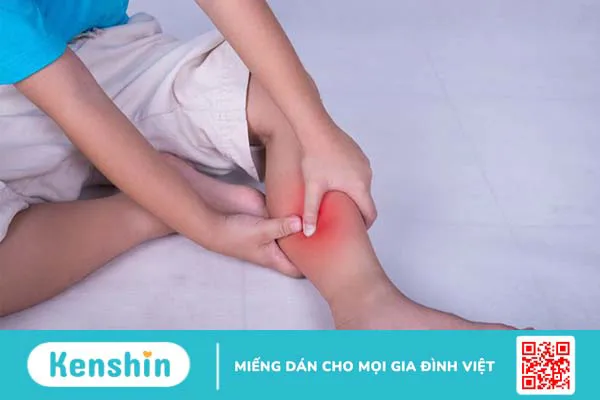 Trẻ bị đau xương ống chân nguyên nhân do đâu?