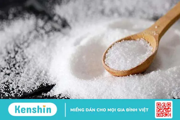 Trị nhiệt miệng bằng xát muối có thật sự hiệu nghiệm?