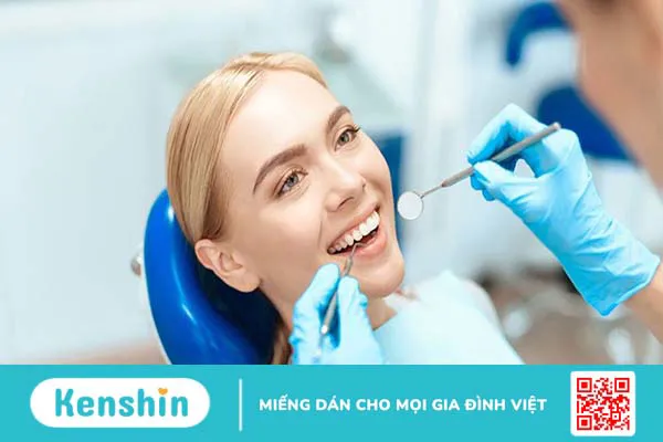 Trồng răng bằng cầu răng và implant nên chọn phương pháp nào?