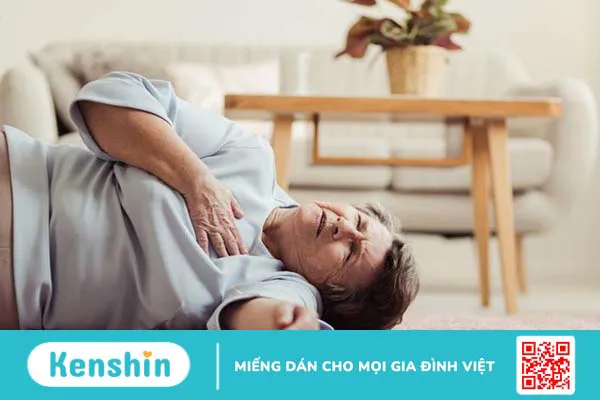 Tự nhiên ngất xỉu đột ngột là tình trạng gì, có nguy hiểm không?