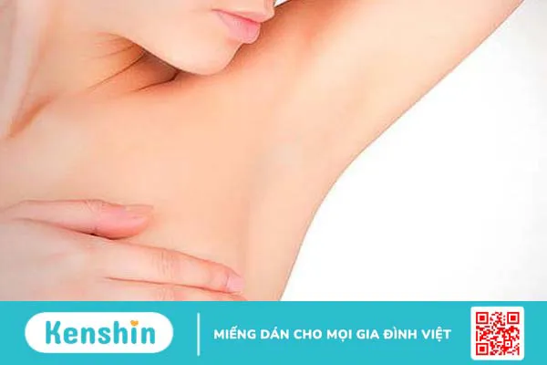 U mỡ nách có nguy hiểm không? Điều trị như thế nào?