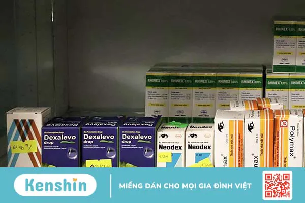 Vai trò và tác hại của chất bảo quản trong thuốc nhỏ mắt