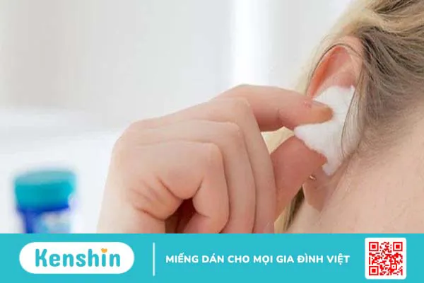 Vành tai có vảy trắng: Nguyên nhân phát sinh và cách khắc phục 5