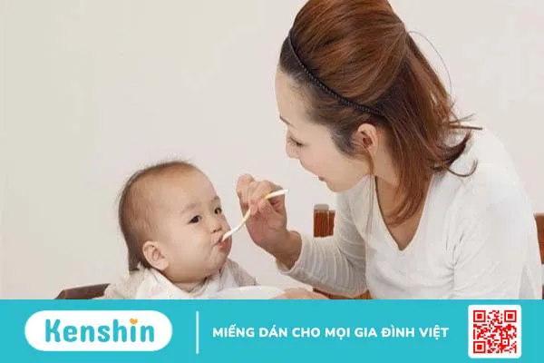 Xây dựng thực đơn ăn dặm truyền thống cho bé 6 tháng